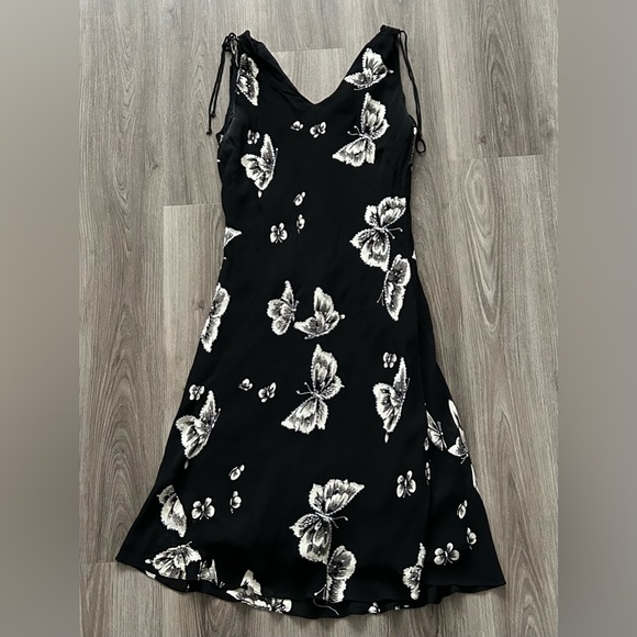 dressbarn Dresses & Skirts - Y2K Dressbarn Black and White Butterfly Midi Dress